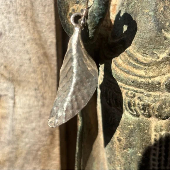 Vintage Artisan Turkish Sterling Silver Calla Lily Earrings - Picture 4 of 7